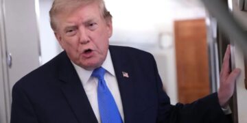 After canceling Iran strikes, Trump says negotiations will resume Monday afternoon while Tehran continues Hormuz talks with Oman