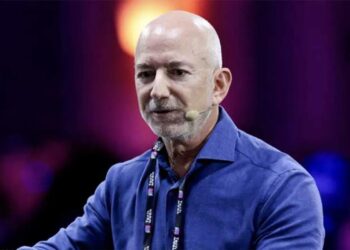 Bezos’ WaPo in turmoil as top editor abruptly departs after ‘total embarrassment’