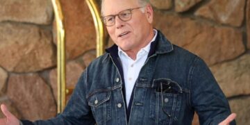 David Zaslav loses $80 million camp bid as hedge funders swoop in