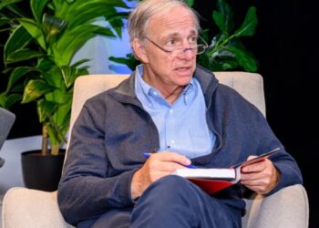 Ray Dalio on the AI bubble nearing 1929, 2000 levels and the lesson people always forget: ‘wealth is not the same as money’