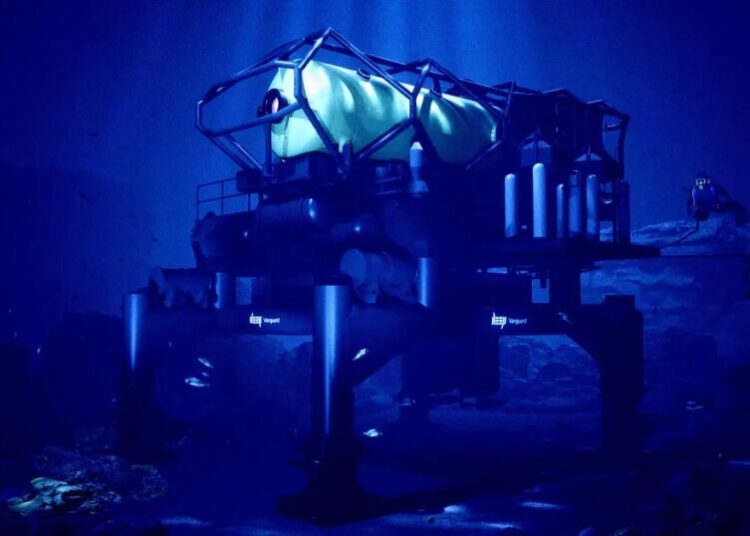 Startup Unveils Underwater Living Chamber for Human Dwellers