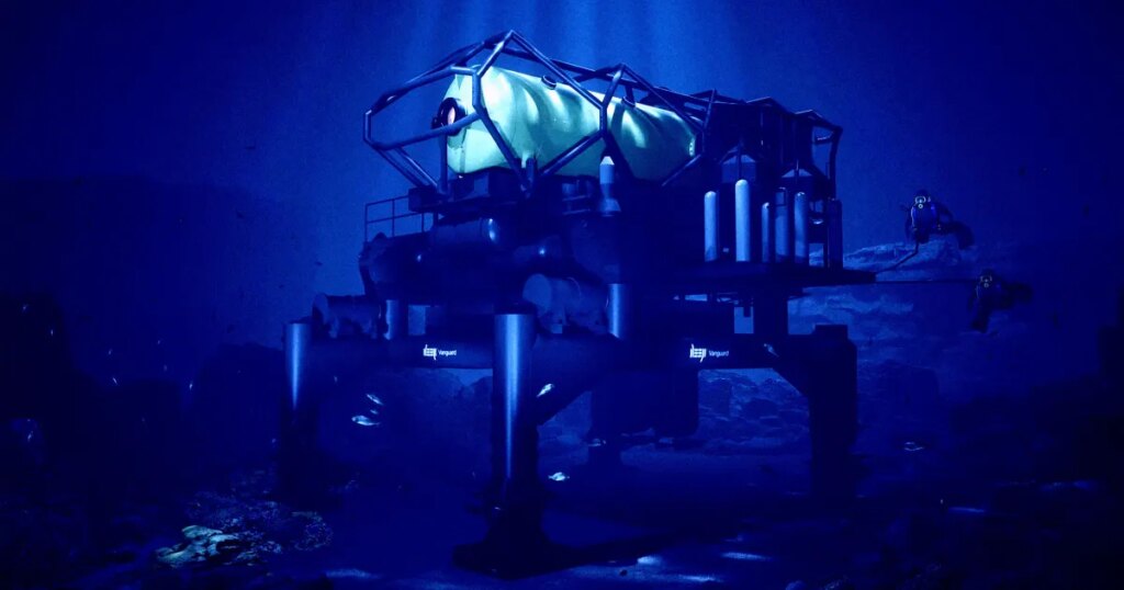 Startup Unveils Underwater Living Chamber for Human Dwellers