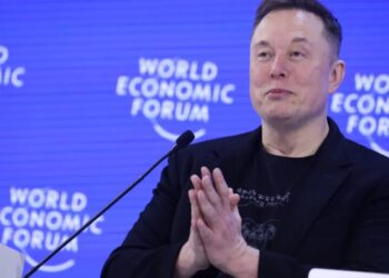 SpaceX revenue surges 92% to $7.8 billion, blowing past Wall Street expectations by nearly $1 billion