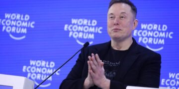 SpaceX revenue surges 92% to $7.8 billion, blowing past Wall Street expectations by nearly $1 billion