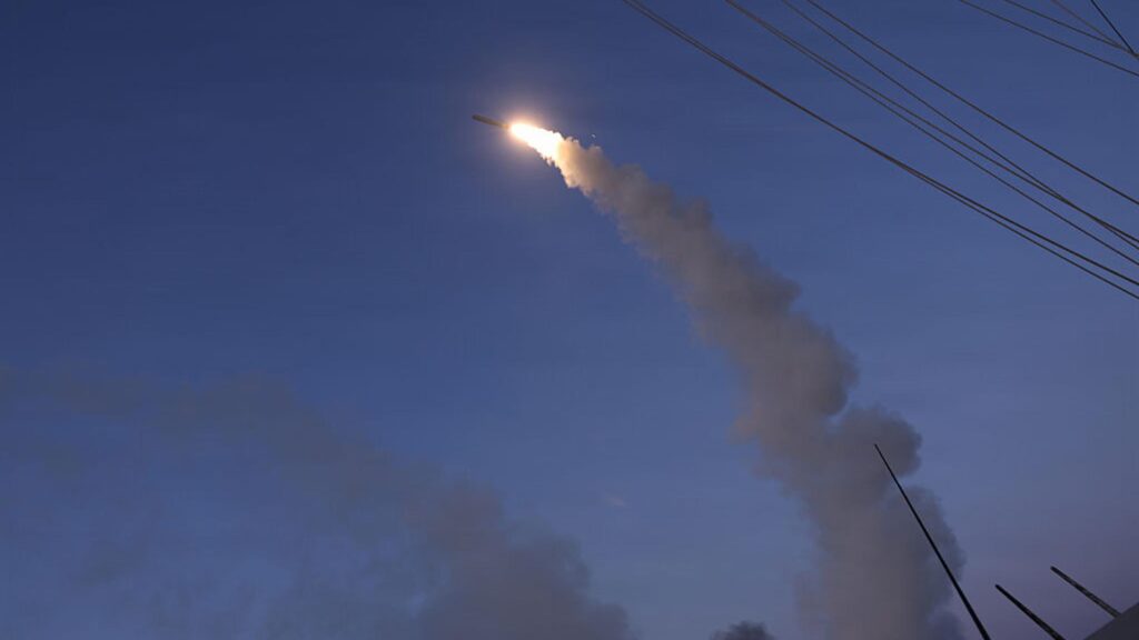 Trump Vows to Jail ‘Leakers’ Over Reports of Munitions Shortage Amid Iran Talks