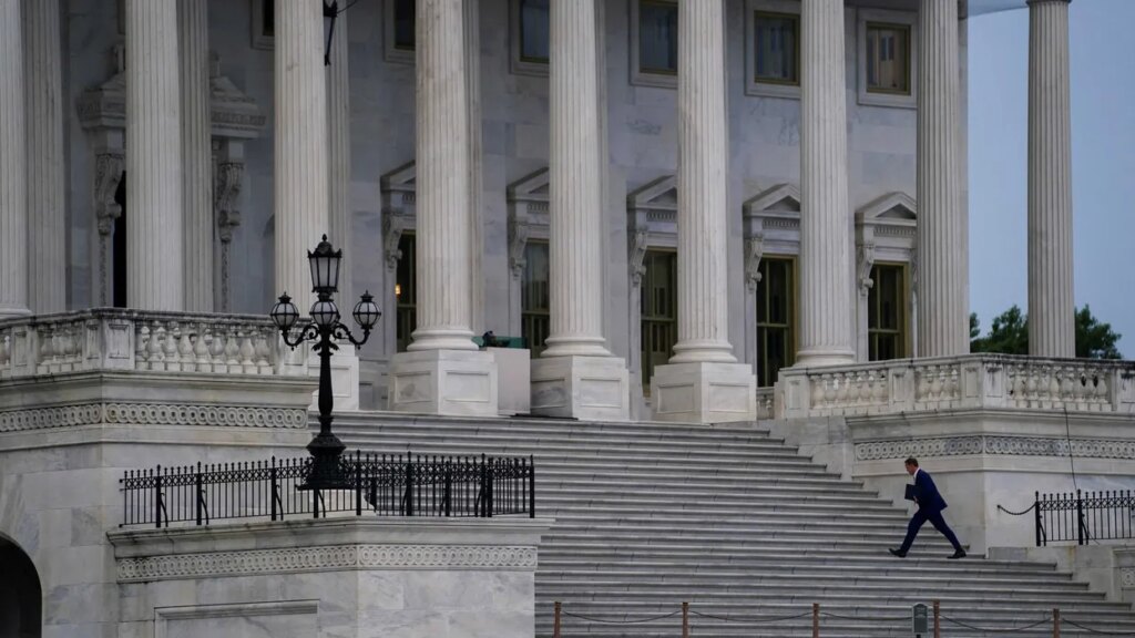 Conservative ex-judge slaps ‘badge of shame’ on GOP Senate amidst looming ‘corrupt’ plot
