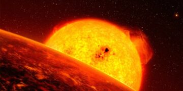 Scientist Reveals Plan to Save Earth From Destruction by the Sun