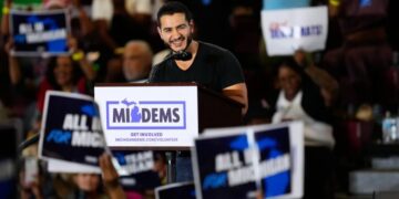 Michigan Democrats try to convince voters they don’t hate each other after vicious, photo-finish primary