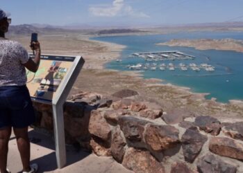 Largest U.S. reservoir plummets to lowest level since it was filled some 90 years ago as water crisis deepens for western states