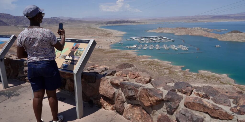 Largest U.S. reservoir plummets to lowest level since it was filled some 90 years ago as water crisis deepens for western states