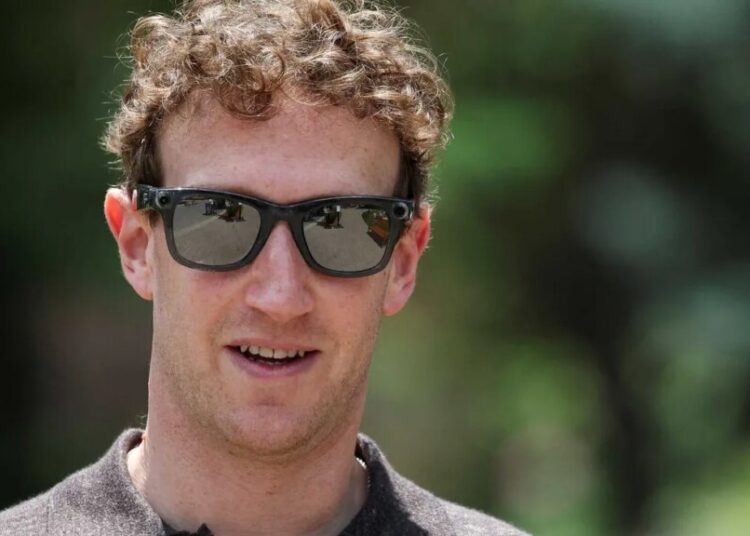 Mark Zuckerberg hammered after ignoring distress call for stranded vessel: report
