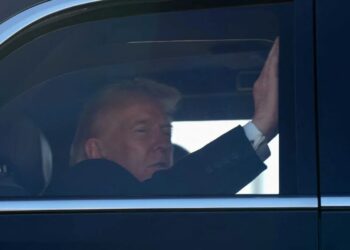 Trump targets progressive Dem’s wife amid online posting frenzy
