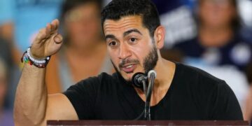 Senate candidate Abdul El-Sayed says he got advice from Barack Obama and had a ‘really warm and inspiring’ conversation