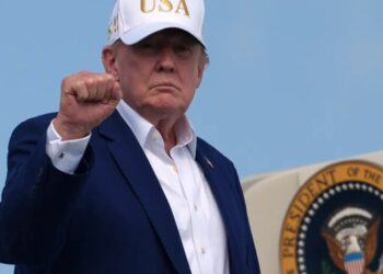Trump’s new White House counsel headed the commission that secured his $400 million ballroom project