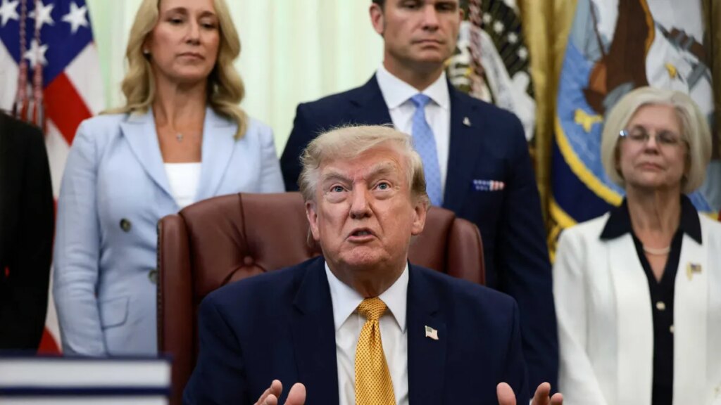 Scheme hatched to haul Trump out of office as top lawyers zero in on under-the-radar law