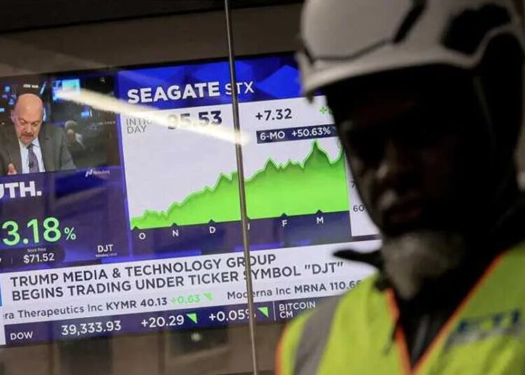 Trump’s Truth Social traffic in freefall after posting staggering loss: report