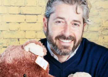 The cofounder of $2 billion toy giant Spin Master says the best time to start a business is in your 20s because ‘no one sees you as competition’