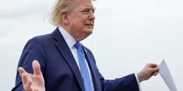 CNN flags White House’s ‘remarkable’ reaction to Trump’s dismissal of suffering sailors