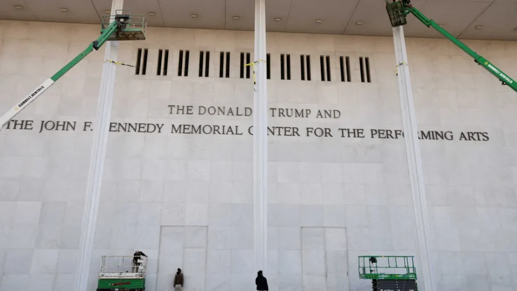‘Oh my goodness!’ Maggie Haberman reveals Trump’s ‘striking’ D.C. purchase