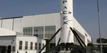 Harvard fund discloses $2.2 billion stake in Musk’s SpaceX