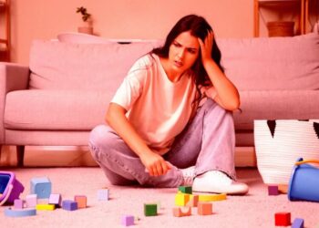The Subreddit for “Regretful Parents” Just Might Be the Darkest Place Online