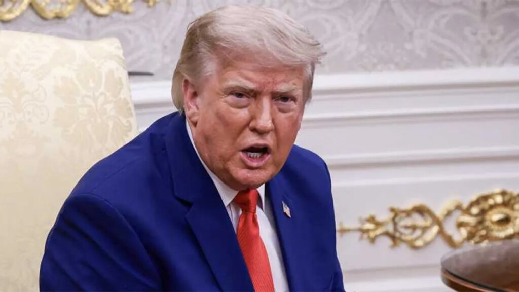 ‘This is a scary number’: GOP panics at threat from conservative voters over Trump