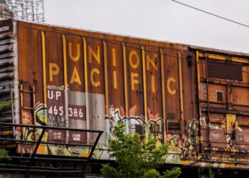 The great modern train robbery: Thieves steal $200 million a year