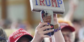 ‘They’ve lost’: Generational end to GOP predicted as bad omen emerges