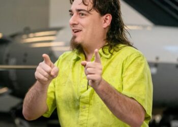 A dropout living in a trailer, he got $1 million from Peter Thiel at 19—now he’s a billionaire who says the American Dream isn’t dead