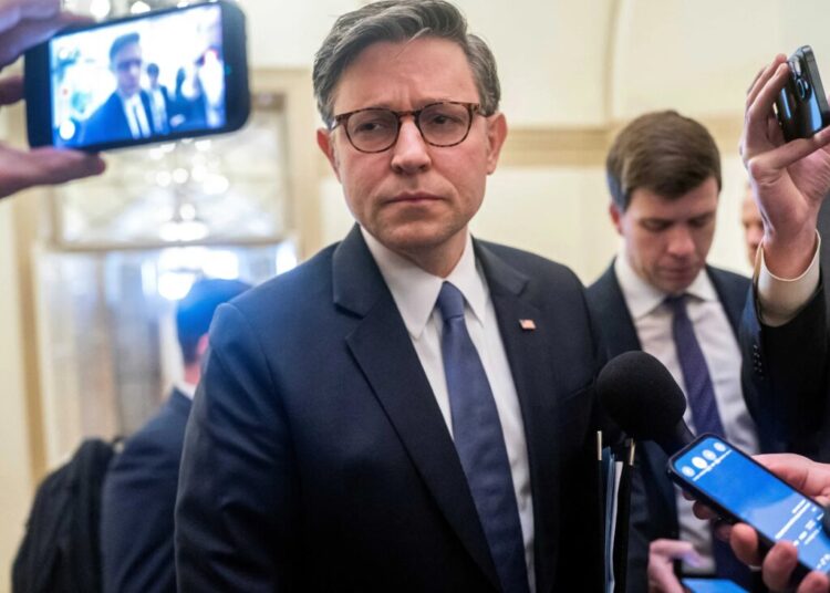 White House zeroes in on dark horse candidate that could Mike Johnson’s woes worse