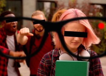 Teen Boys Are Using Meta Glasses to Harass and Bully Girls at High Schools and Middle Schools