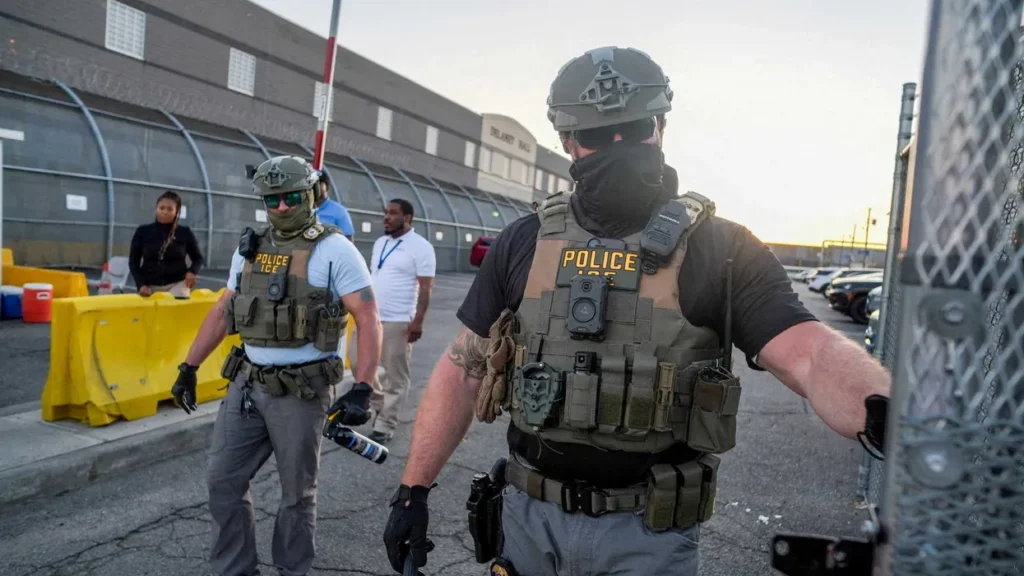 Blistering lawsuit accuses ICE contractor of leaving inspectors ‘flying in the dark’