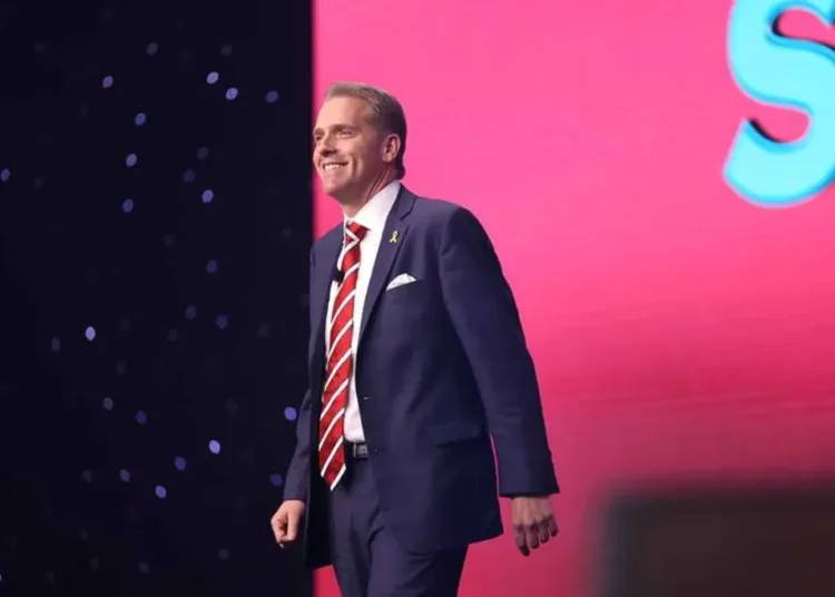 Desperate Scott Jennings resorts to sending White House clips of himself itching for a job
