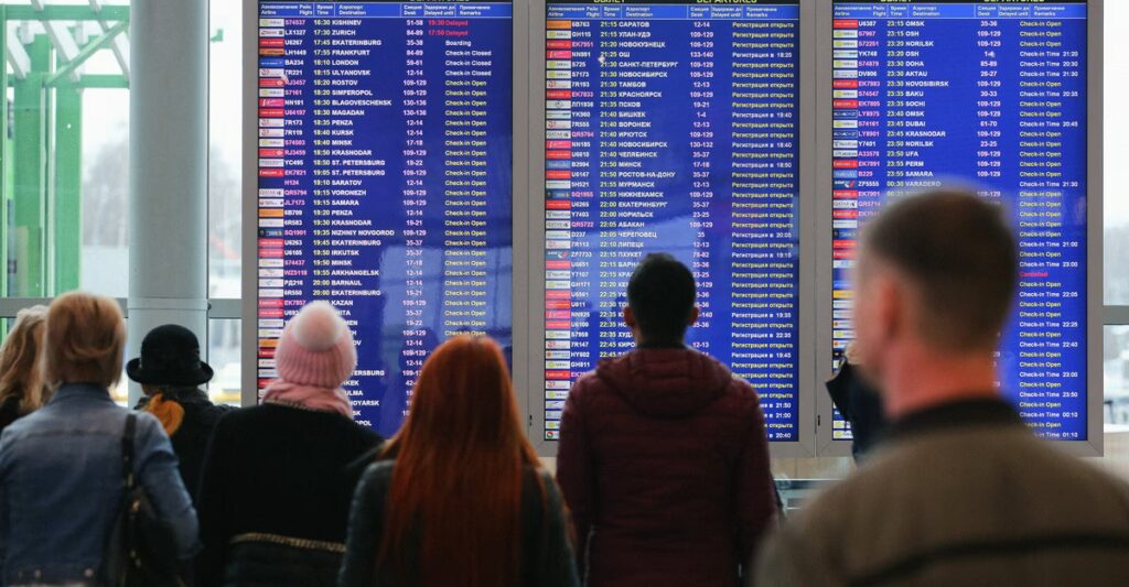 Ukraine Planned to Swarm Moscow Airports With AI-Guided Drones