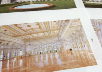 Chief Justice John Roberts allows Trump’s ballroom crews to keep working 20-hour days