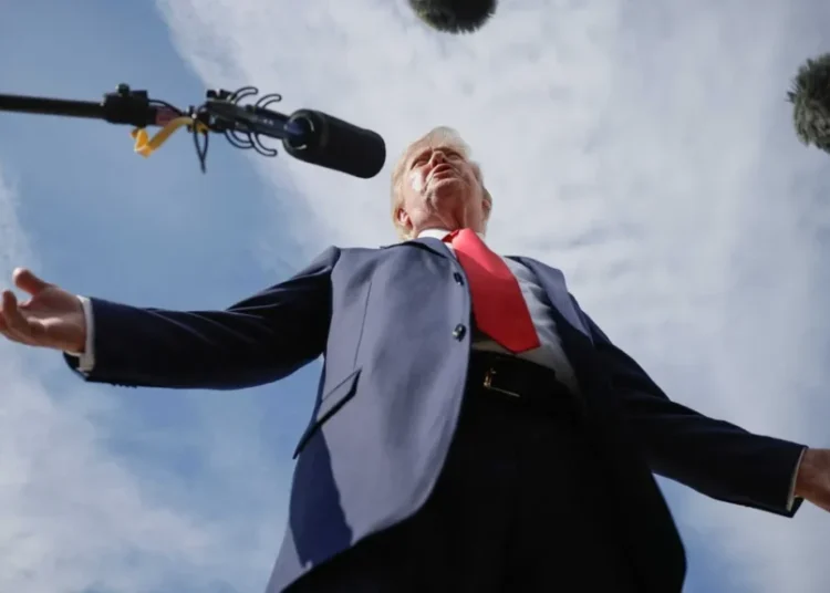 Snarling Trump flies into frenzy as MAGA-defectors huddle to plot their revenge