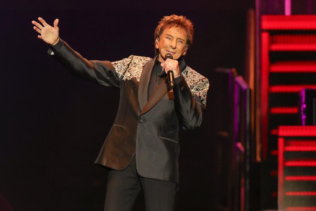 Barry Manilow cancels more concerts at last minute as fans pray for him after lung cancer battle