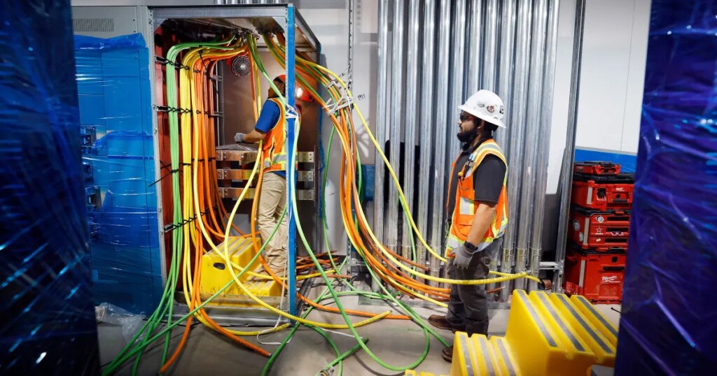Data Centers Are Sucking Up So Many Construction Workers That There Isn’t Anybody Left to Build Houses, Expert Says