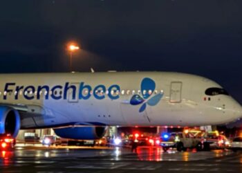 Montreal airport marshaller seriously injured after being struck by plane: reports