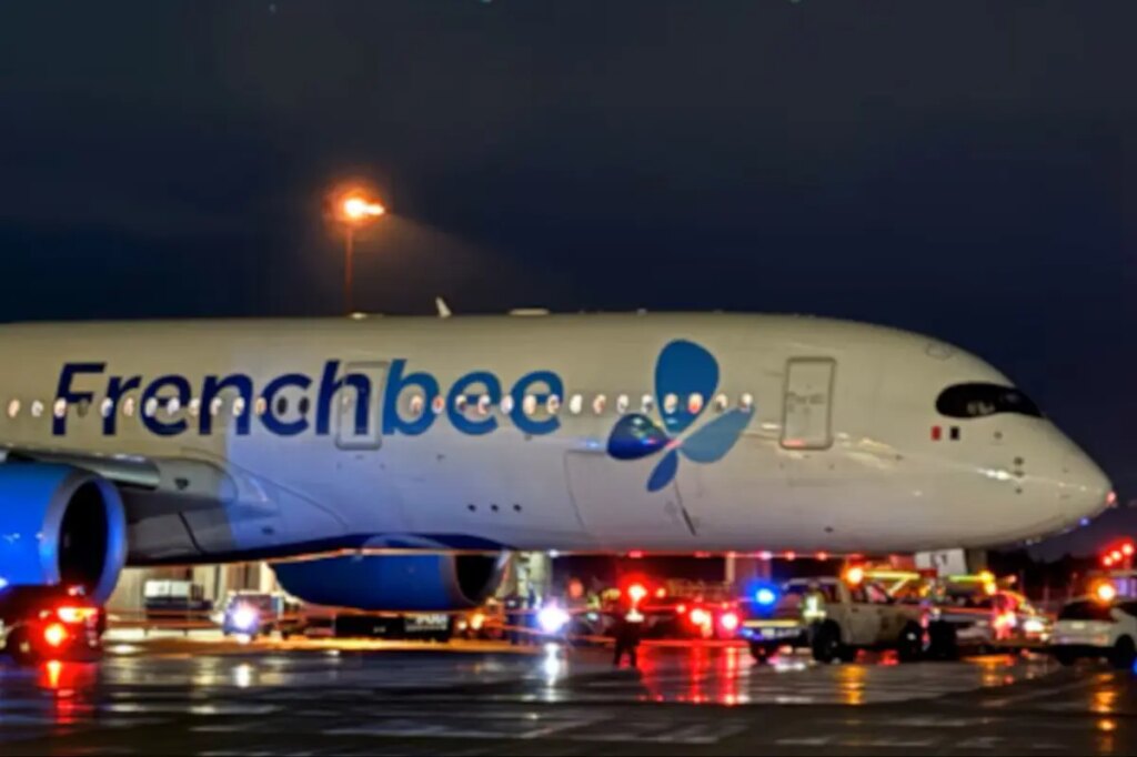 Montreal airport marshaller seriously injured after being struck by plane: reports