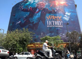 Iran Vows Retaliation After U.S. Widens ‘Economic D-Day’ Sanctions