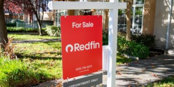 Redfin ordered to reinstate listings, hire staff for the service under FTC settlement in Zillow case