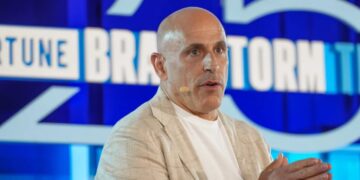 ‘It’s very objective’: Billionaire Marc Lore’s Wonder uses an AI algorithm to determine who gets promoted