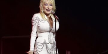 Dolly Parton Hated Working Out. But She Loved ‘Rejoicing Exercises’