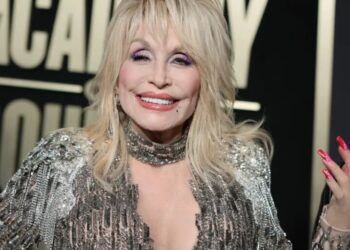 Crypto traders turn Dolly Parton’s death into a memecoin frenzy