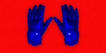 Police Chief Brags That His Officers Have Been Using Electro-Shock Gloves for Years