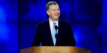The Secrets of Roy Cooper’s Purple-State Success
