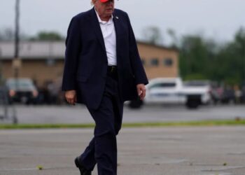 Trump looks at Republican midterm hopes and has a message for voters: ‘Pretend, please, that I’m on the ballot’