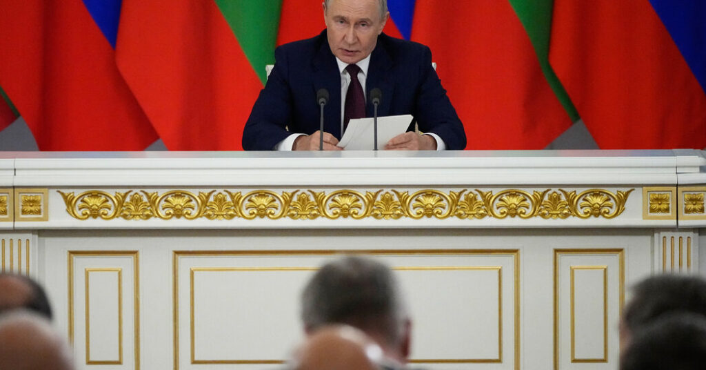 Why Putin Is Fighting On, Even as His Problems Multiply