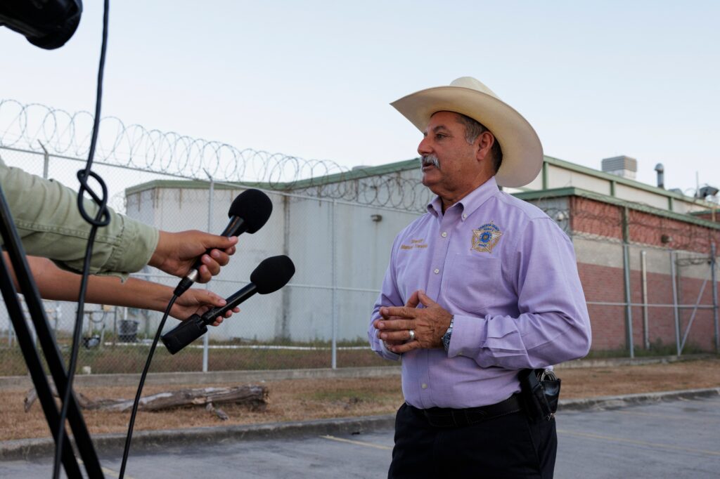 How states’ fight over an ICE agent could open a new political battleground